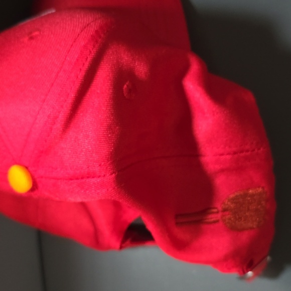 Grand Marnier Liquor Hat - Picture 2 of 3